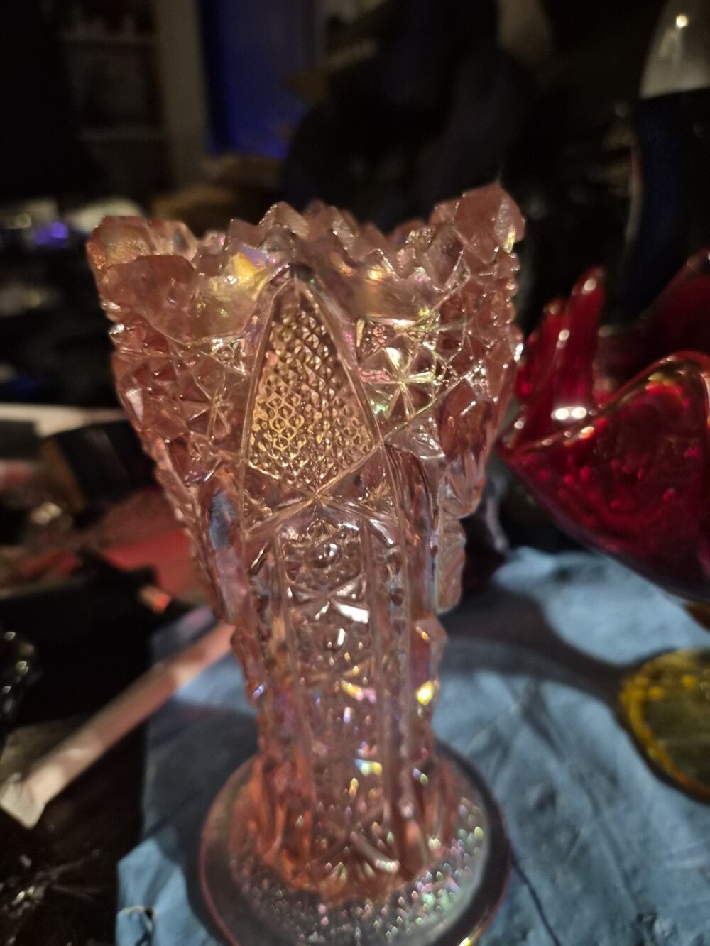 Vintage LE Smith Pink Carnival Glass Vase With Aztec Herritage Whirling Star...